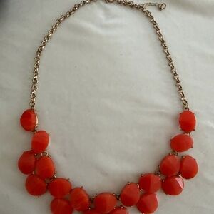 Bold Coral Statement Necklace – Gold-Tone Chain – Eye-Catching Chunky Bib Style